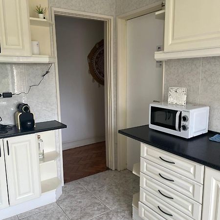 Alvalade II Airport Guest House Лиссабон Экстерьер фото