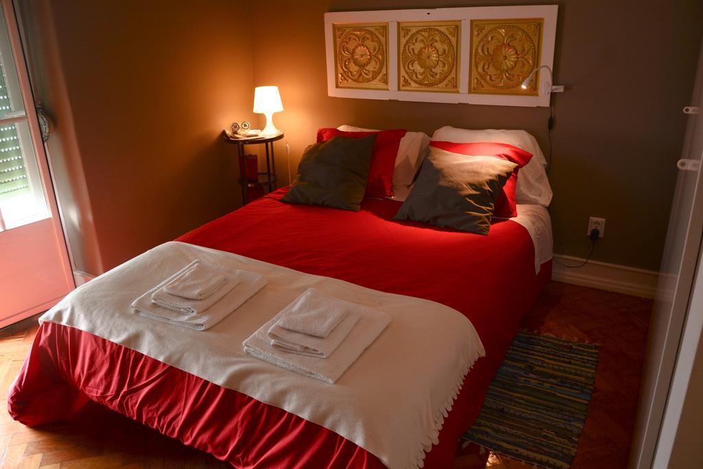 Alvalade II Airport Guest House Лиссабон Экстерьер фото